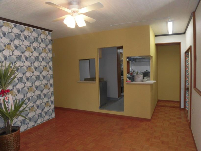 【洋室】 | ♪中区四御神♪おしゃれな古民家風♪部屋数多♪ | 駐車場３台以上あり。室内、外観リフォーム済みです