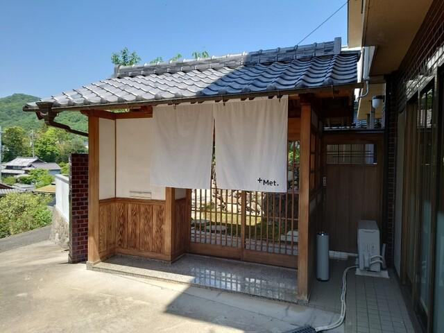 【玄関】 | ♪中区四御神♪おしゃれな古民家風♪部屋数多♪ | 駐車場３台以上あり。室内、外観リフォーム済みです