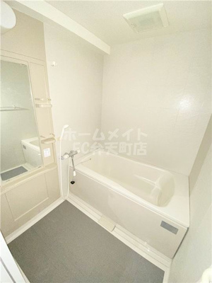 【浴室】 | PIER624 | 日々の疲れを癒すお風呂付です