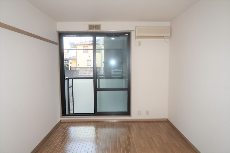 Grandchariot A棟の寝室