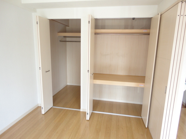 ベスタ櫛原【キャッシュバック対象物件】の収納|こまごまとしたものを収納できそうですね