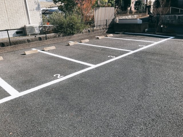 セレージの駐車場