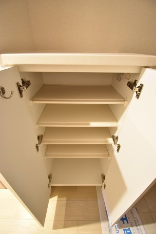 レオンコンフォート難波アッシュの収納