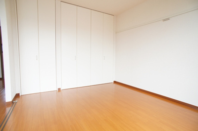 【洋室】 | 【シャーメゾン】ジュネス壱番館 | 6.4帖洋室です