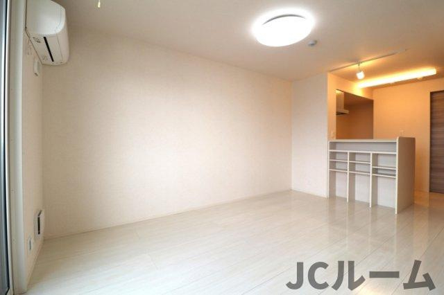 アクシア西本町の居間・リビング