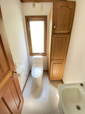 【トイレ】 | 熊谷市瀬南  中古住宅 | 現地(2023年4月撮影)