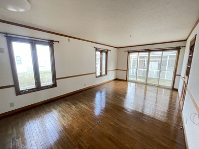 【居間・リビング】 | 熊谷市瀬南  中古住宅 | 現地(2023年4月撮影)