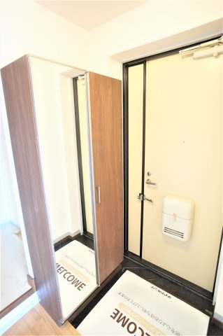 ボアクレールＡ棟の玄関|※写真は別タイプのお部屋です。