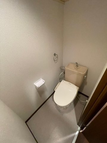 仲介手数料0円！！FILL SHINEのトイレ