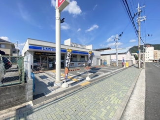 【周辺】 | ローソン柏原清州二丁目店(コンビニ)まで347m