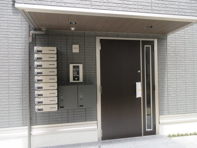 エムライズ材木町のエントランス