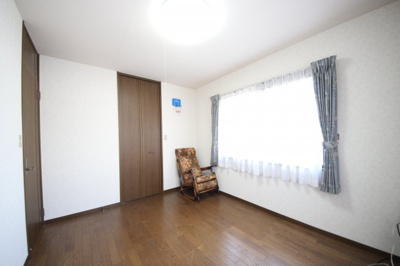 【洋室】 | 大津市仰木の里東5丁目11-15　中古戸建