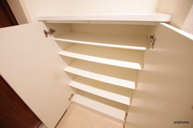 エスグランデ南森町　仲介手数料無料の収納