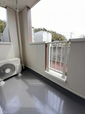 【バルコニー】 | メゾン・プラシードＣ | 開放的で明るい空間を演出してくれるバルコニーです