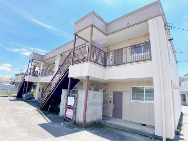 メゾン西ノ宮の外観
