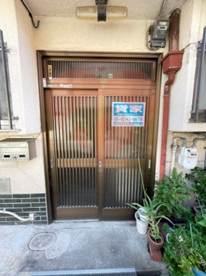 【玄関】 | 大阪市生野区舎利寺3丁目貸家
