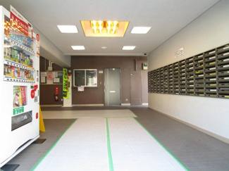 【エントランス】