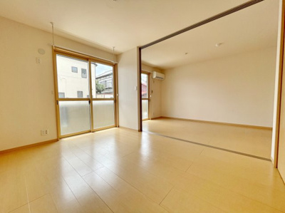 【洋室】 | GEMINI　ONNA