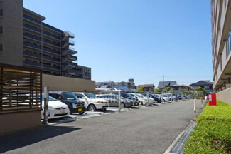 【駐車場】 | 車をお持ちの方に嬉しい駐車場付きの物件です