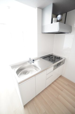 【キッチン】 | ピボワンヌ | ※同物件・反転タイプの写真です。