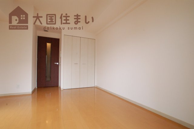 【洋室】 | URBAN FLATS難波東