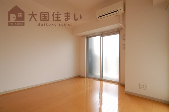 【寝室】 | URBAN FLATS難波東