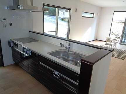 呉市宮原８丁目　新築一戸建て（全2棟）のキッチン