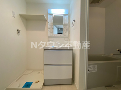 【独立洗面台】 | VillaEmilia | 独立洗面台あり、毎朝おしゃれに忙しい女性の方におすすめです