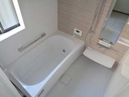 呉市宮原８丁目　新築一戸建て（全2棟）の浴室
