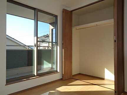 呉市宮原８丁目　新築一戸建て（全2棟）の洋室