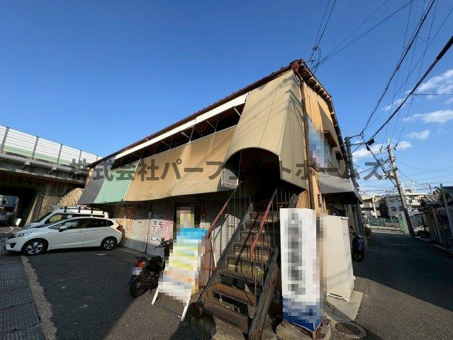 エステート走谷の駐車場|カースペースがあります