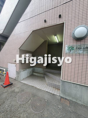 【エントランス】 | カーサゼルコバ