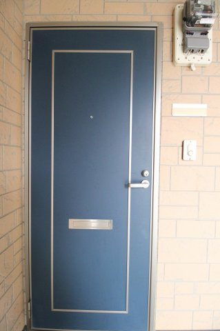 ラティーニの玄関