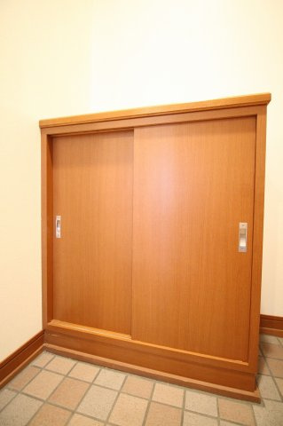 ラティーニの玄関