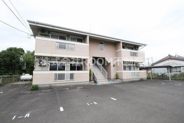 ラティーニの外観