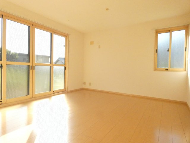 ヒルグレイスB棟の居間・リビング