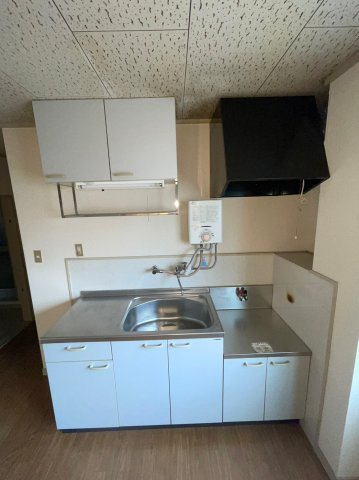 仲介手数料0円！！セントラルハイツのキッチン