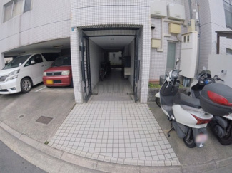 【エントランス】