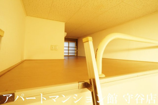 【寝室】 | レオパレストレジャーズ | 画像8