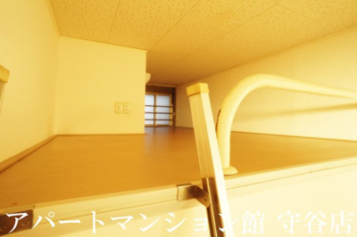 【寝室】 | レオパレストレジャーズ | 画像8