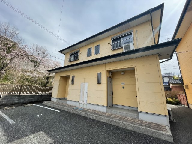 ブルウジュⅡの外観|外観もきれいです