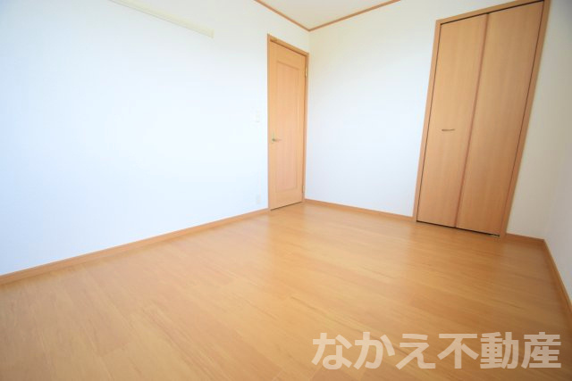 【寝室】 | 使い勝手のいい寝室です