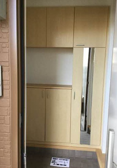 【玄関】 | アマービレ泉ヶ丘 | ※イメージ　同物件別号室の写真
