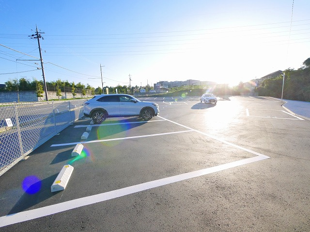 医療センター東モータープールの駐車場