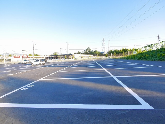 医療センター東モータープールの駐車場