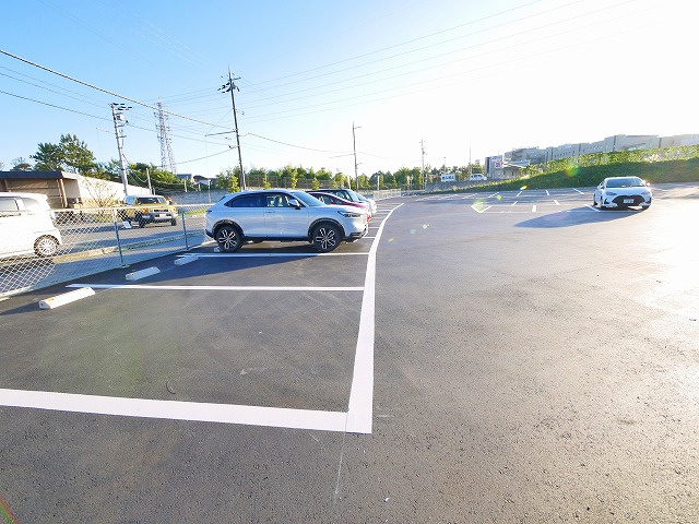 医療センター東モータープールの駐車場