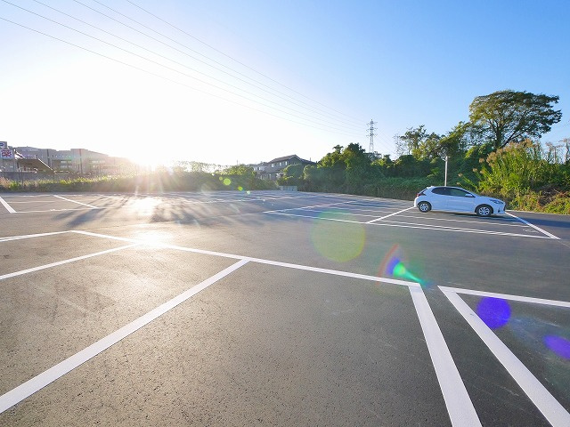 医療センター東モータープールの駐車場