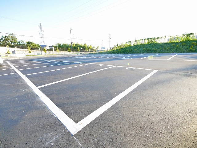 医療センター東モータープールの駐車場