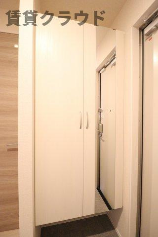 プチクールおゆみ野の玄関|ゆったりとした玄関です