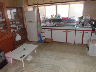 【居間・リビング】 | 大館市柄沢字狐台・中古住宅（平屋）
